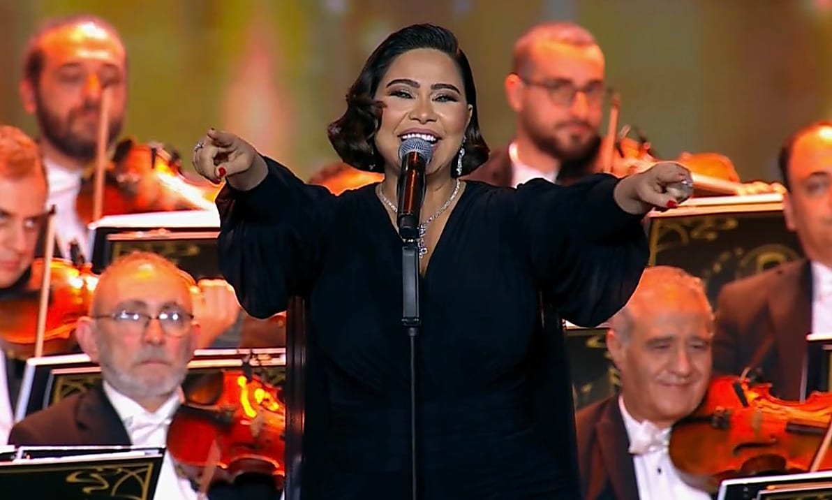 أغاني أعاد مطربون تقديمها بأصواتهم