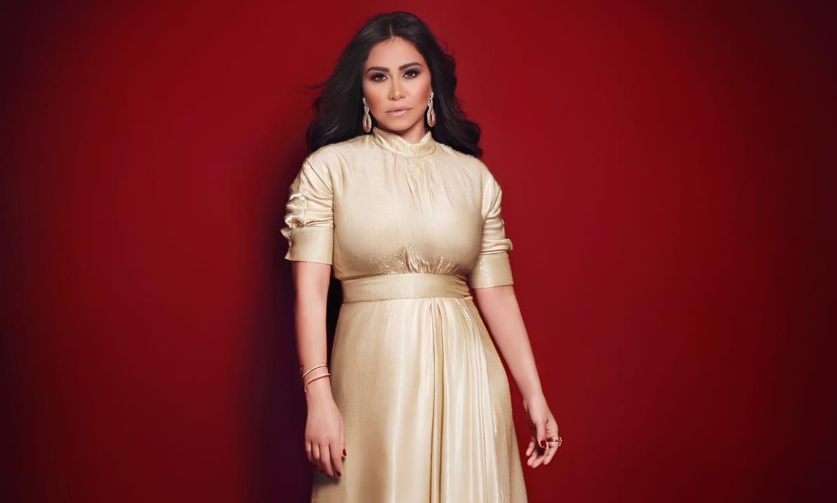 شيرين عبد الوهاب تفتح فصل عودتها بأغنيتين عن الحب والخيانة
